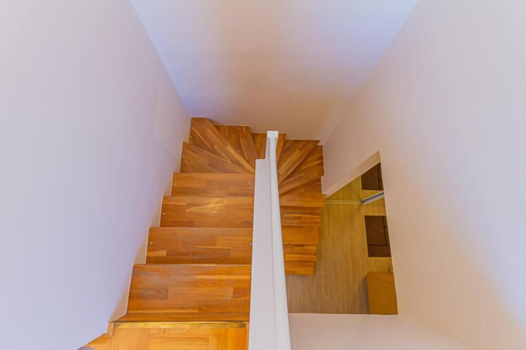 Roomy Apartment 80Sqm At City Center Free Parking Space, Ac & Balcony Budapest Esterno foto